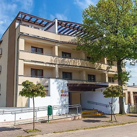 Ow Gwarek Station touristique Międzywodzie