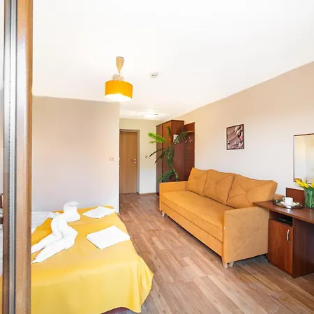 Resort Gwarek Osrodek Nad Morzem Z Wyzywieniem *