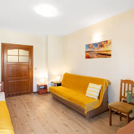 Gwarek Osrodek Nad Morzem Z Wyzywieniem Resort