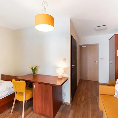Gwarek Osrodek Nad Morzem Z Wyzywieniem Resort *