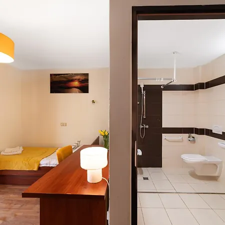 Resort Gwarek Osrodek Nad Morzem Z Wyzywieniem