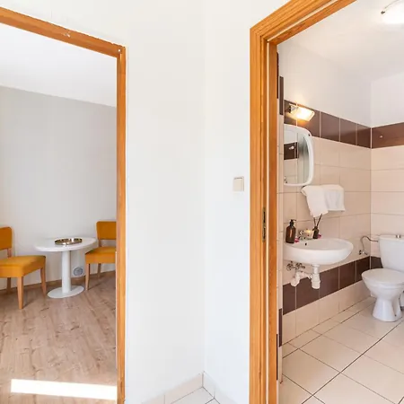 Resort Gwarek Osrodek Nad Morzem Z Wyzywieniem